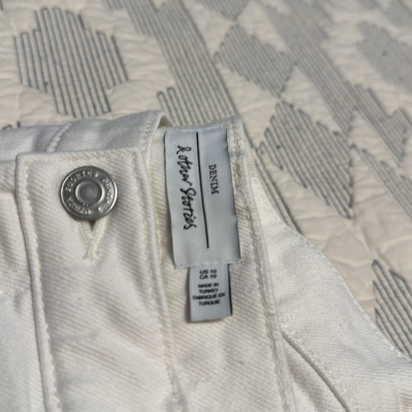White denim high waisted & other stories shorts - Picture 5 of 6
